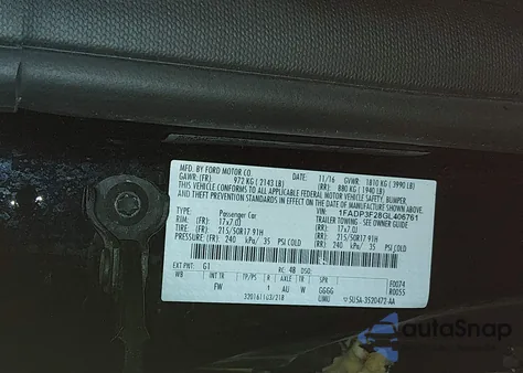 2016 Ford Focus Se z USA, uszkodzony, nr VIN 1FADP3F28GL406761